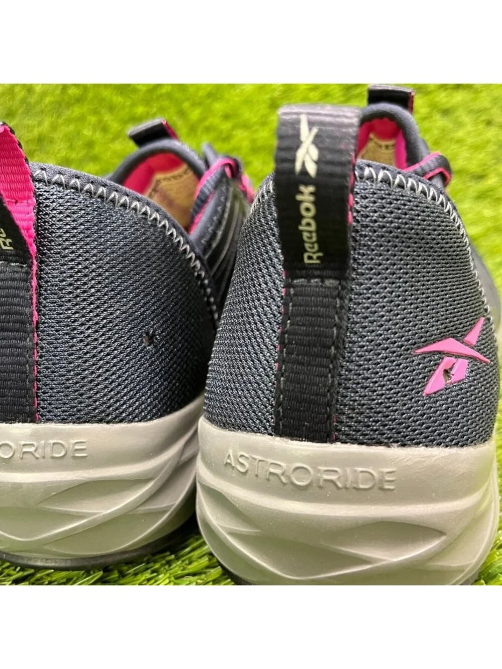 Reebok Astroride Womens Size 7.5D Blue Pink Steel Toe Safety Work Shoes Sneakers